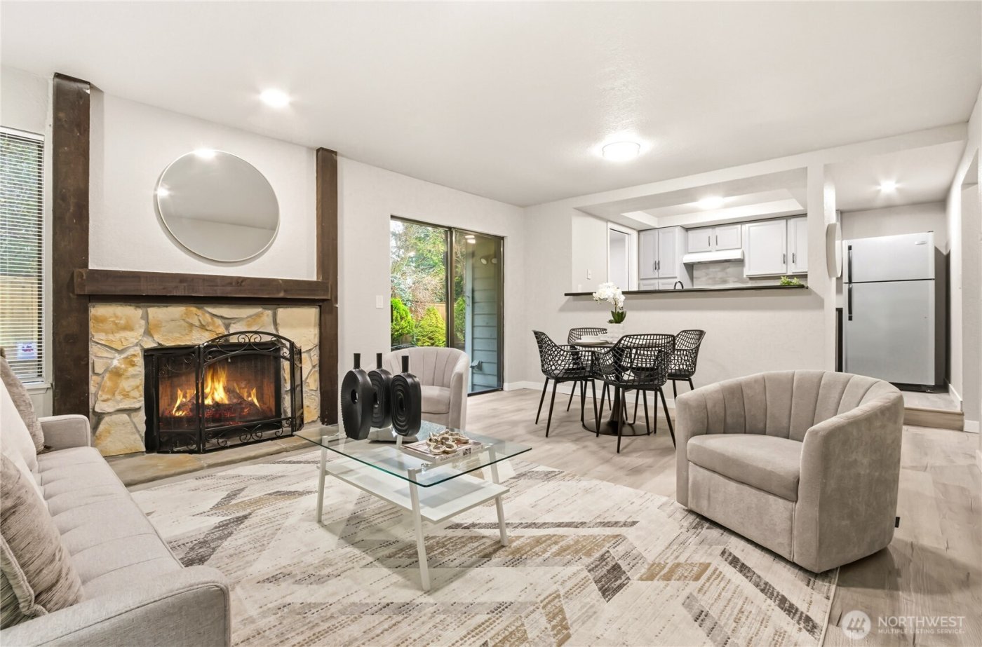 14401 SE Petrovitsky Road #B102, Renton, WA 98058