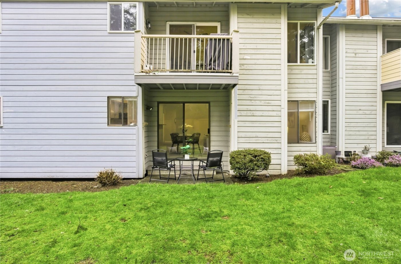 14401 SE Petrovitsky Road #B102, Renton, WA 98058