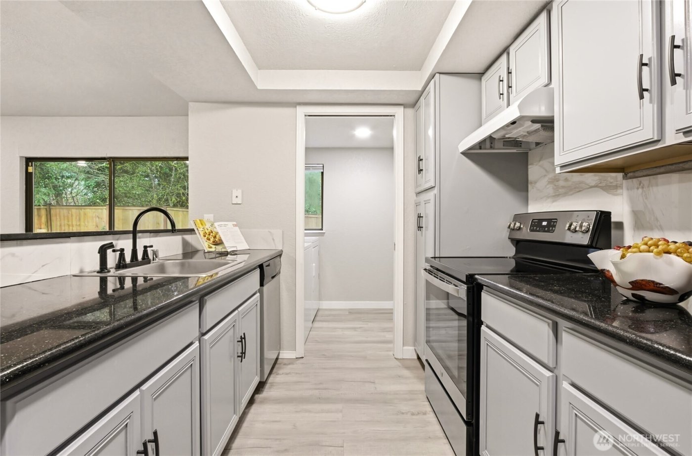 14401 SE Petrovitsky Road #B102, Renton, WA 98058