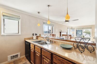 4222 Beach Drive SW #202, Seattle, WA 98116 - Photo 8