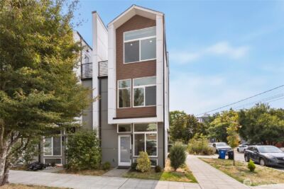 947 NW 56th Street , Seattle, WA 98107