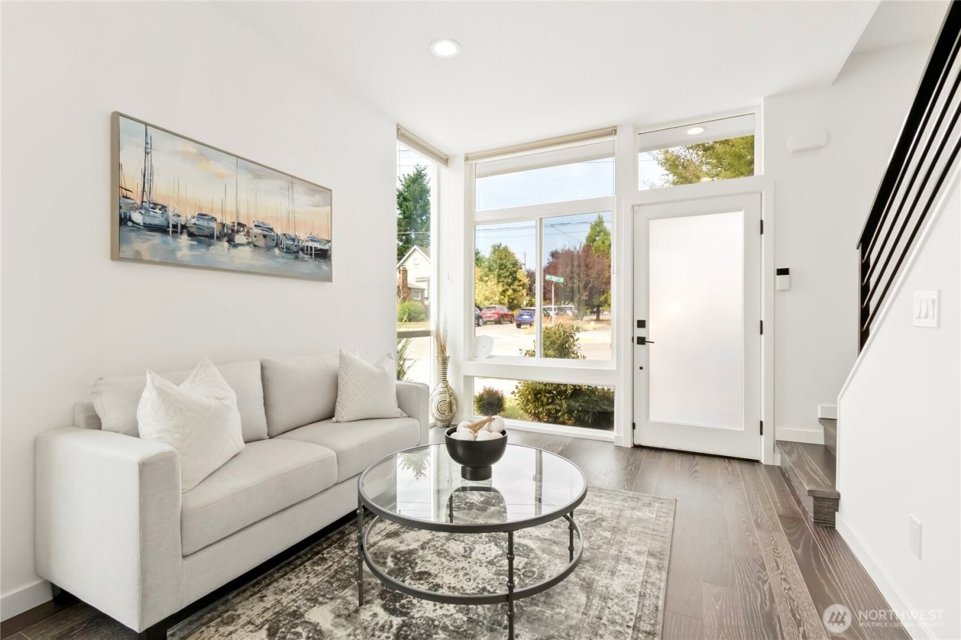 947 NW 56th Street , Seattle, WA 98107