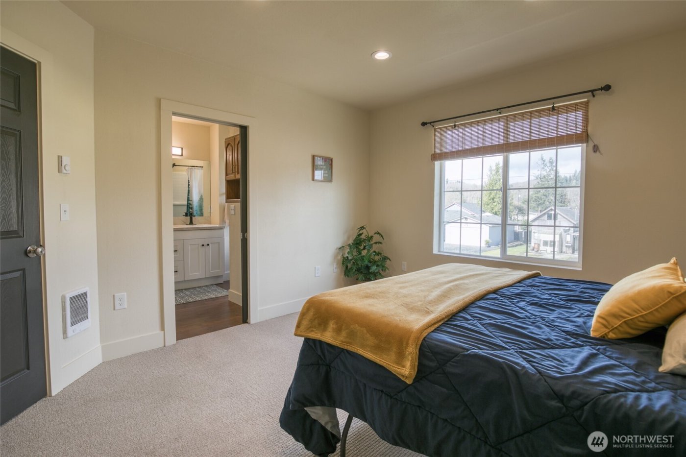 325 E Scott Street , Aberdeen, WA 98520