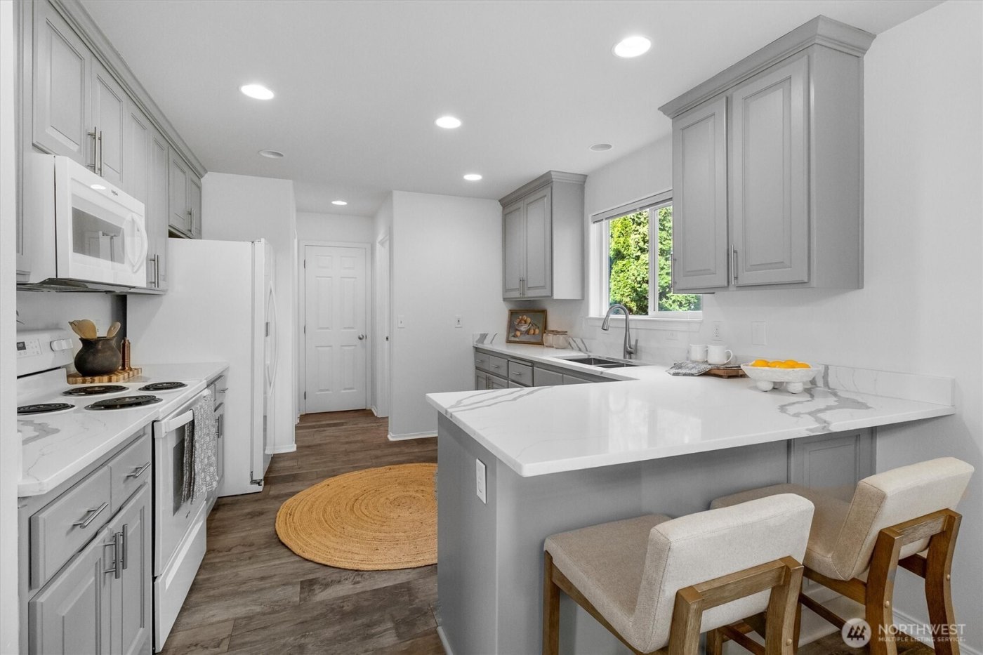 705 Finley Lane #N2, La Conner, WA 98257