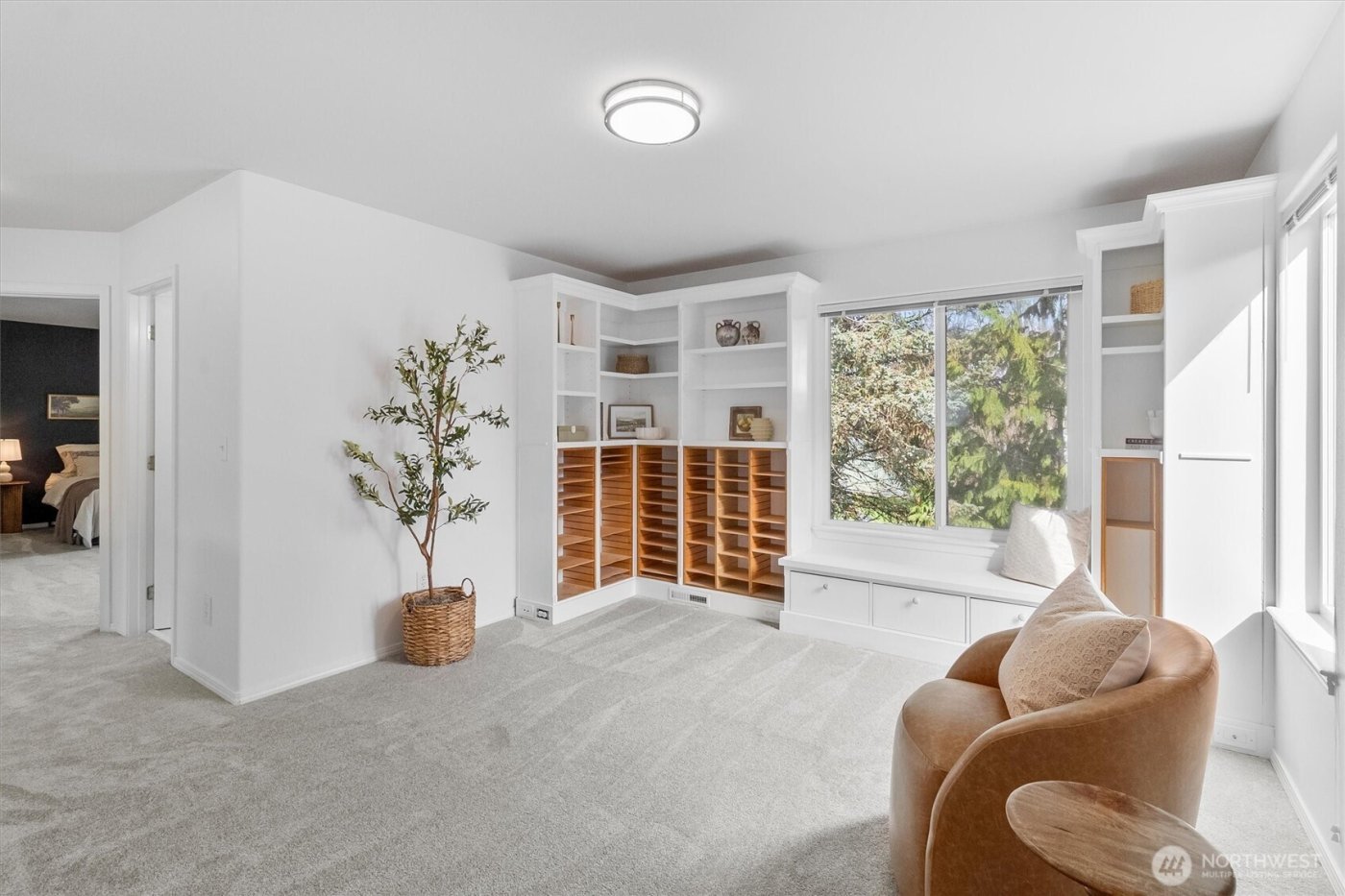 705 Finley Lane #N2, La Conner, WA 98257