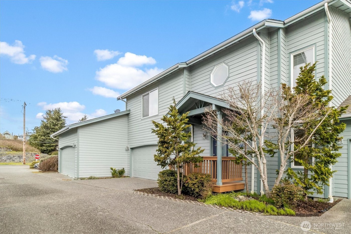 705 Finley Lane #N2, La Conner, WA 98257