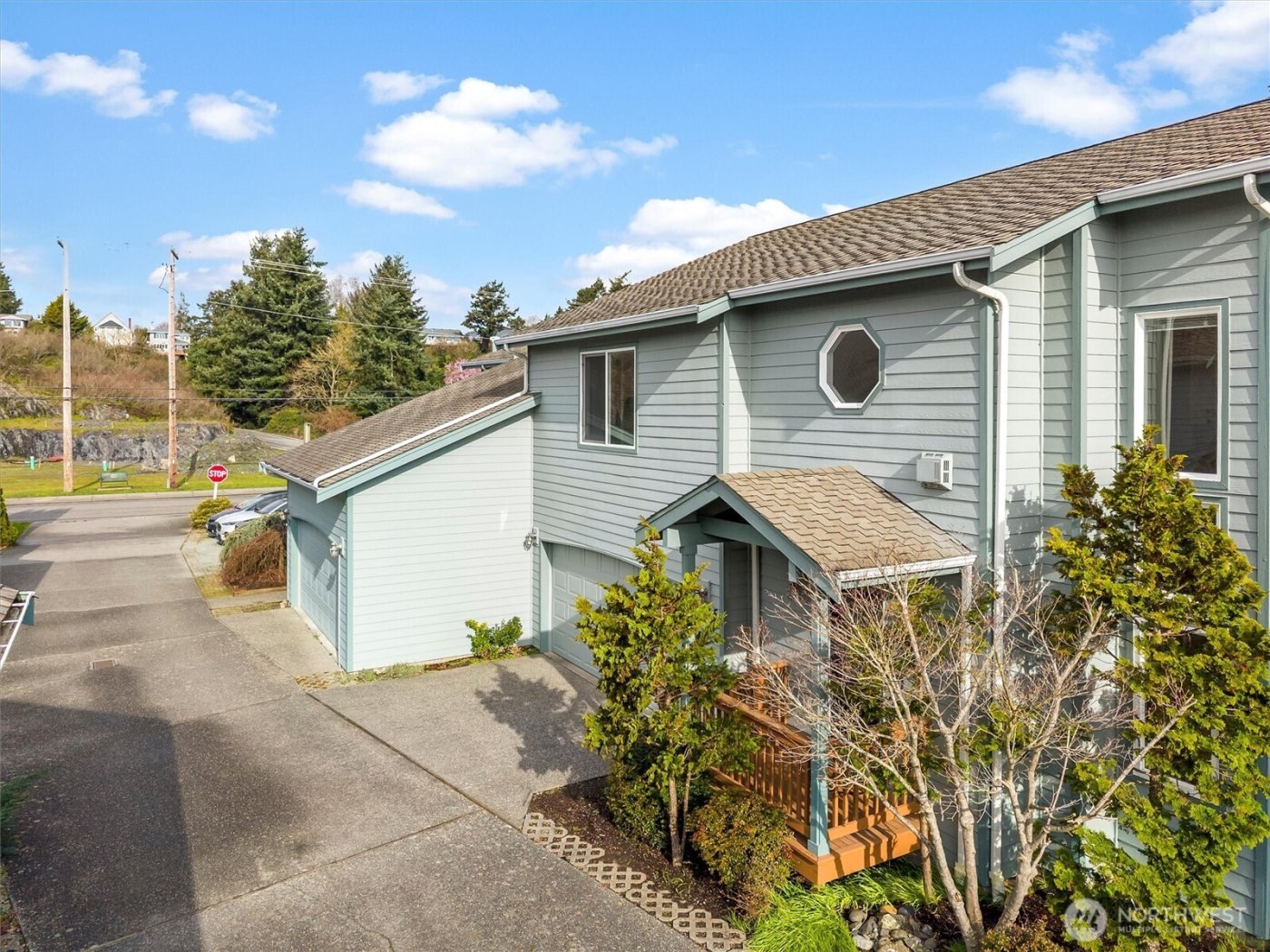 705 Finley Lane #N2, La Conner, WA 98257