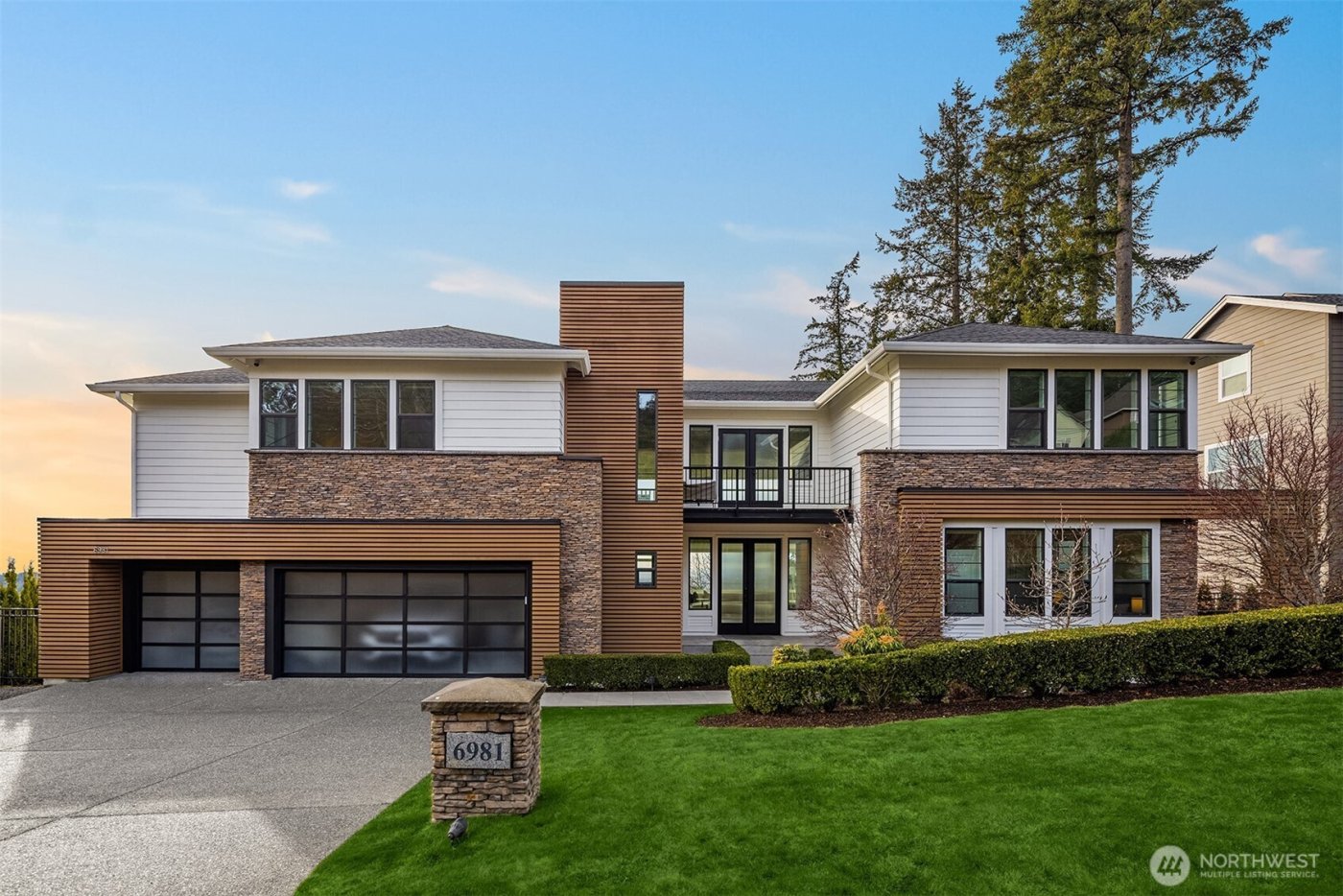 6981 171st Court SE, Bellevue, WA 98006-5038