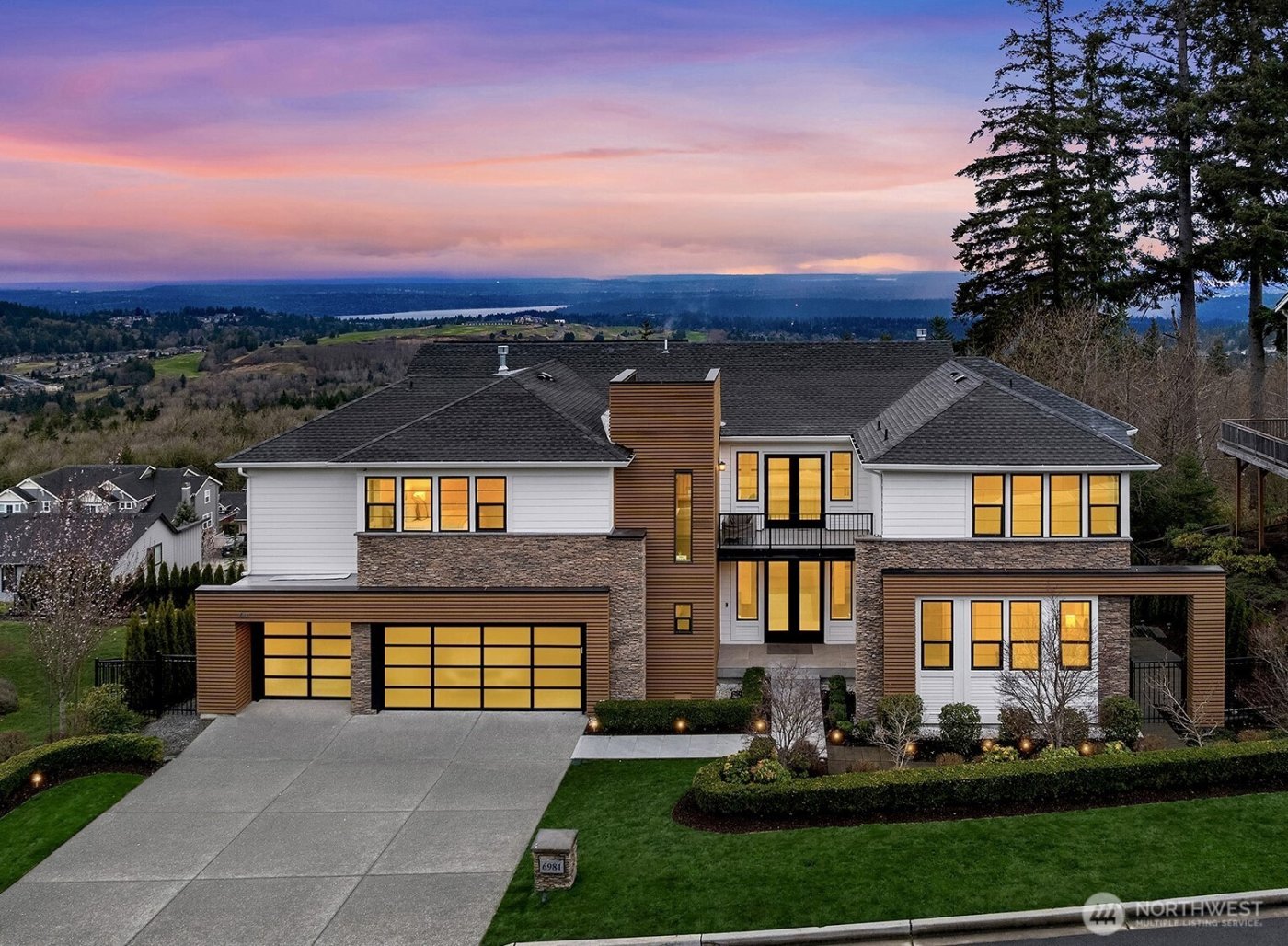 6981 171st Court SE, Bellevue, WA 98006-5038