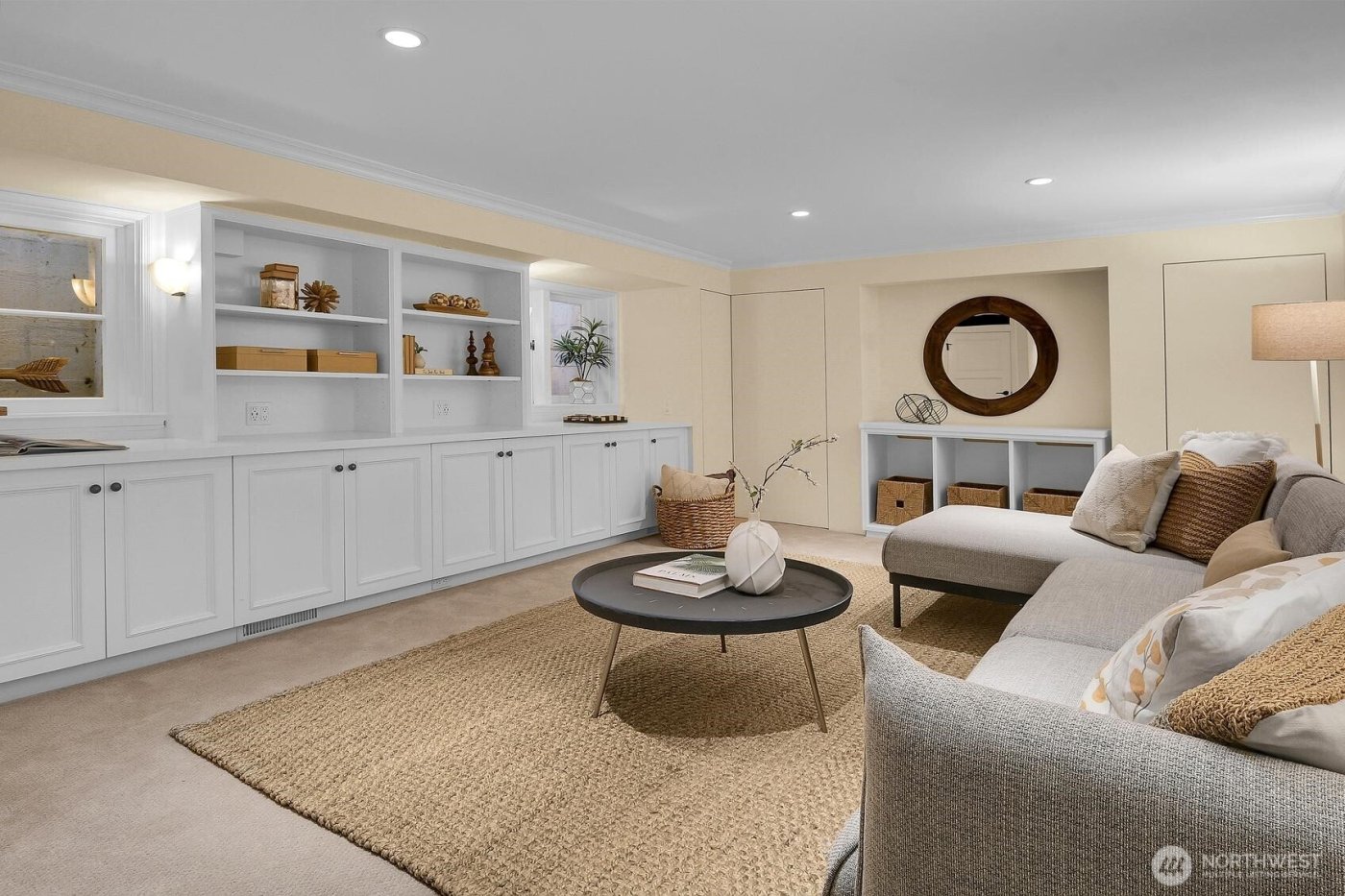 2686 44th Avenue W, Seattle, WA 98199