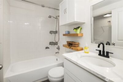 14006 NE 181st Place #B205, Woodinville, WA 98072 - Photo 13