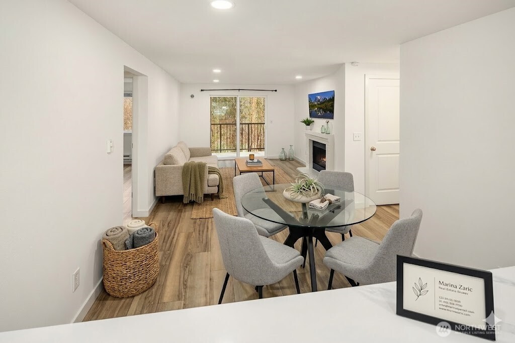 14006 NE 181st Place #B205, Woodinville, WA 98072