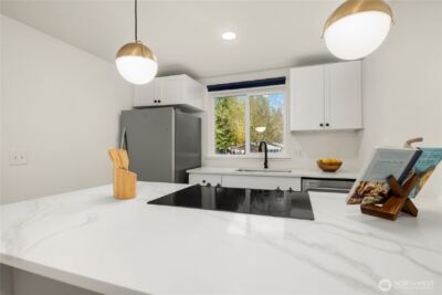 14006 NE 181st Place #B205, Woodinville, WA 98072 - Photo 5