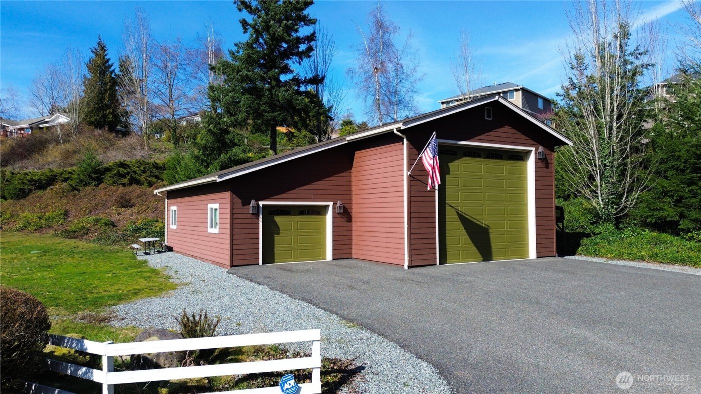 13623 113th Street Ct E, Puyallup, WA 98374-2459