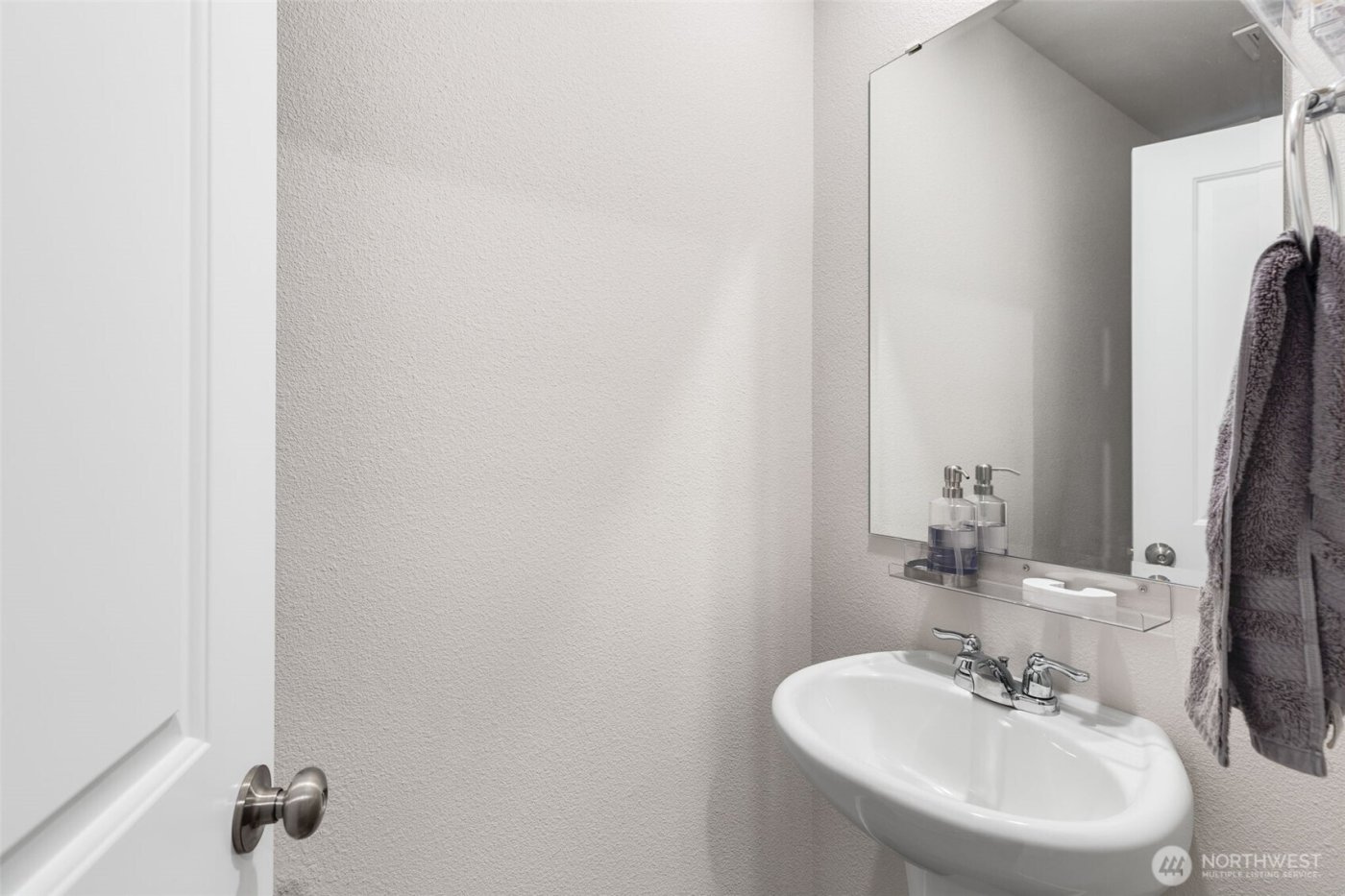 19821 E 136th Avenue , Graham, WA 98338-3601