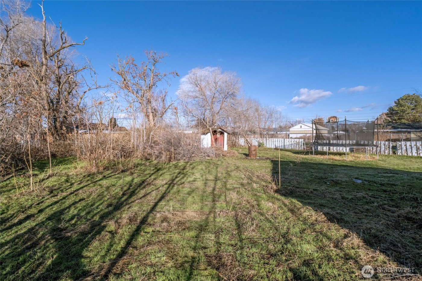 1820 W Lakeside Drive , Moses Lake, WA 98837