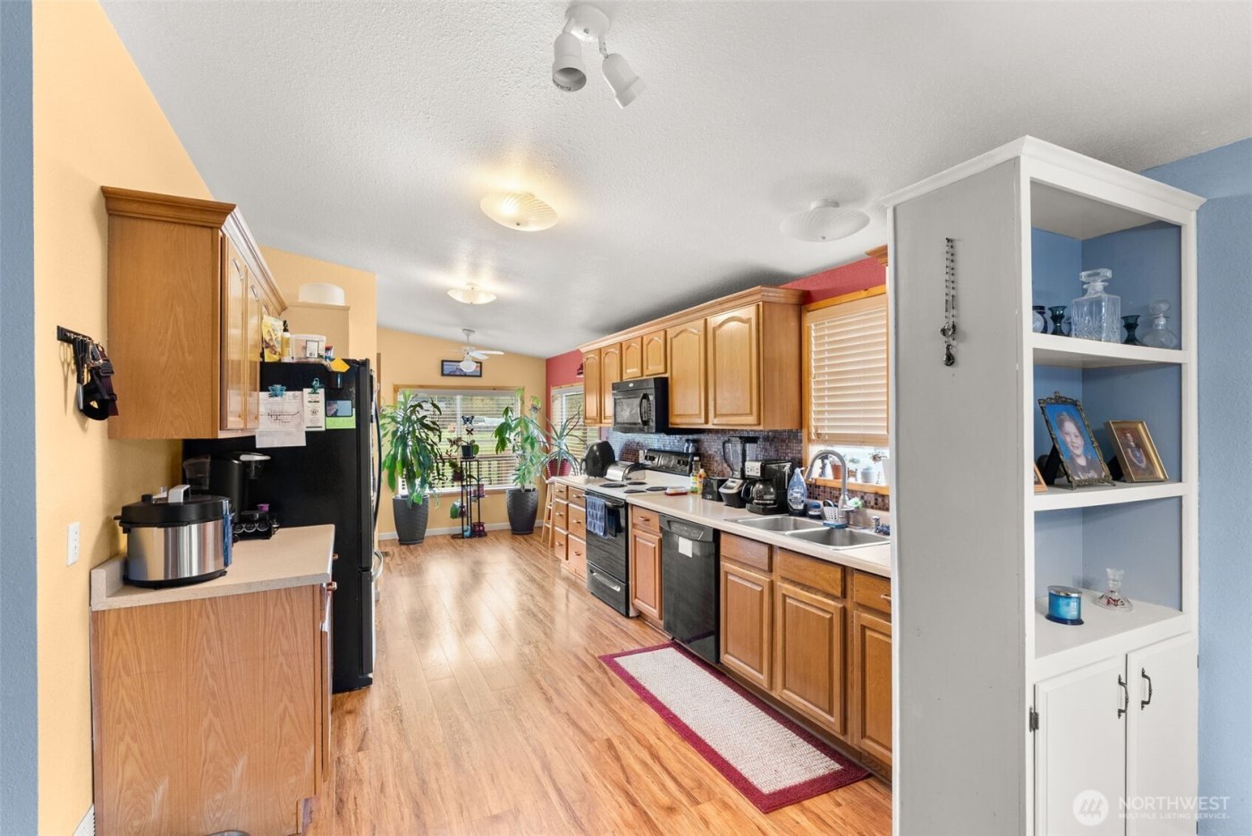 516 D Street , Vader, WA 98593