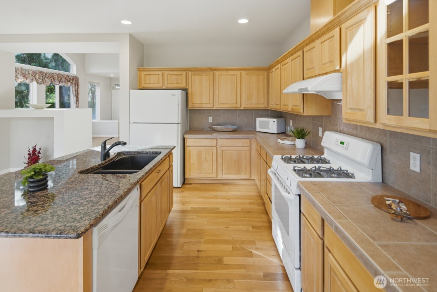 24036 NE Adair Road , Redmond, WA 98053