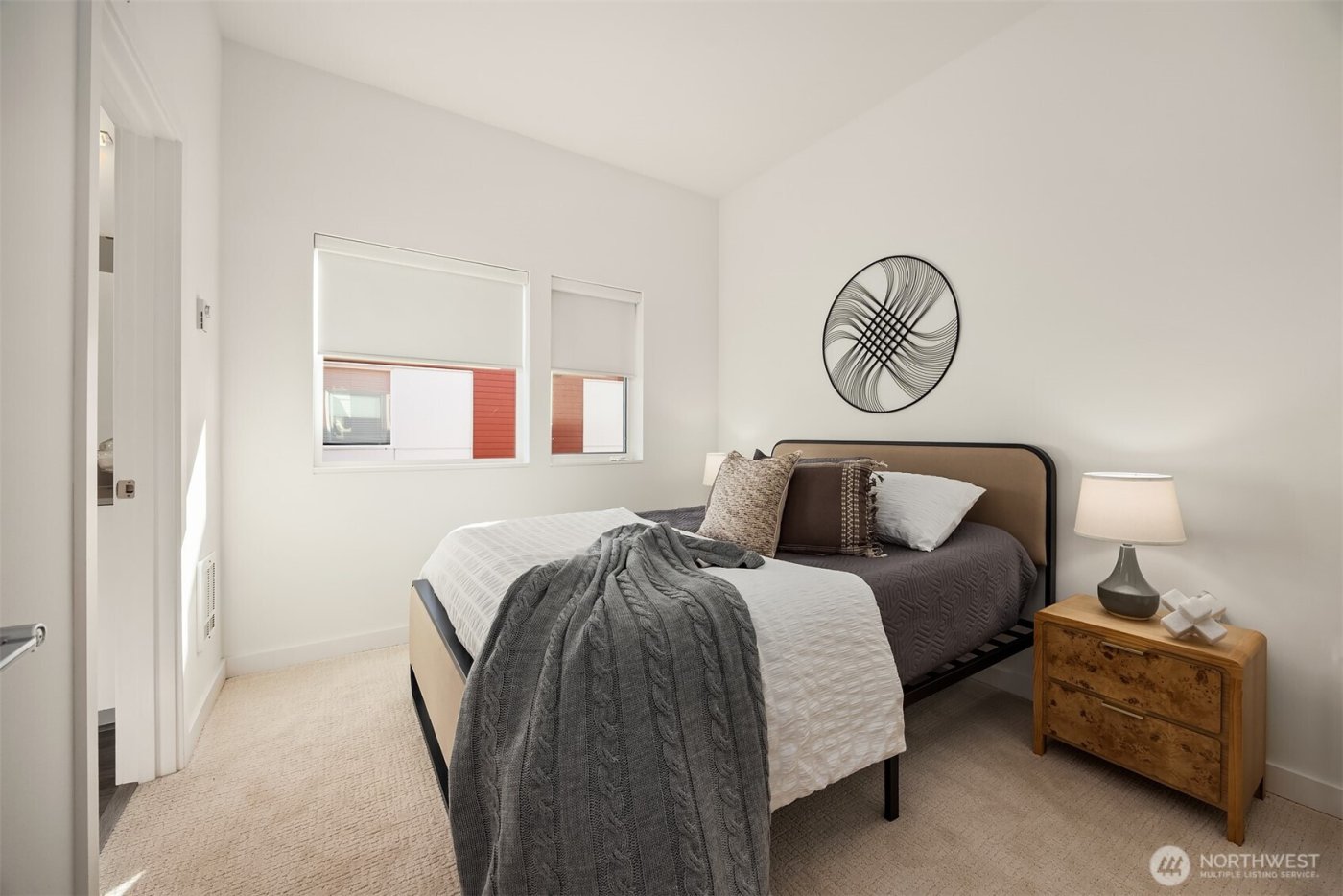 12526 15th Avenue NE #D, Seattle, WA 98125