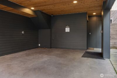 12526 15th Avenue NE #D, Seattle, WA 98125 - Photo 27