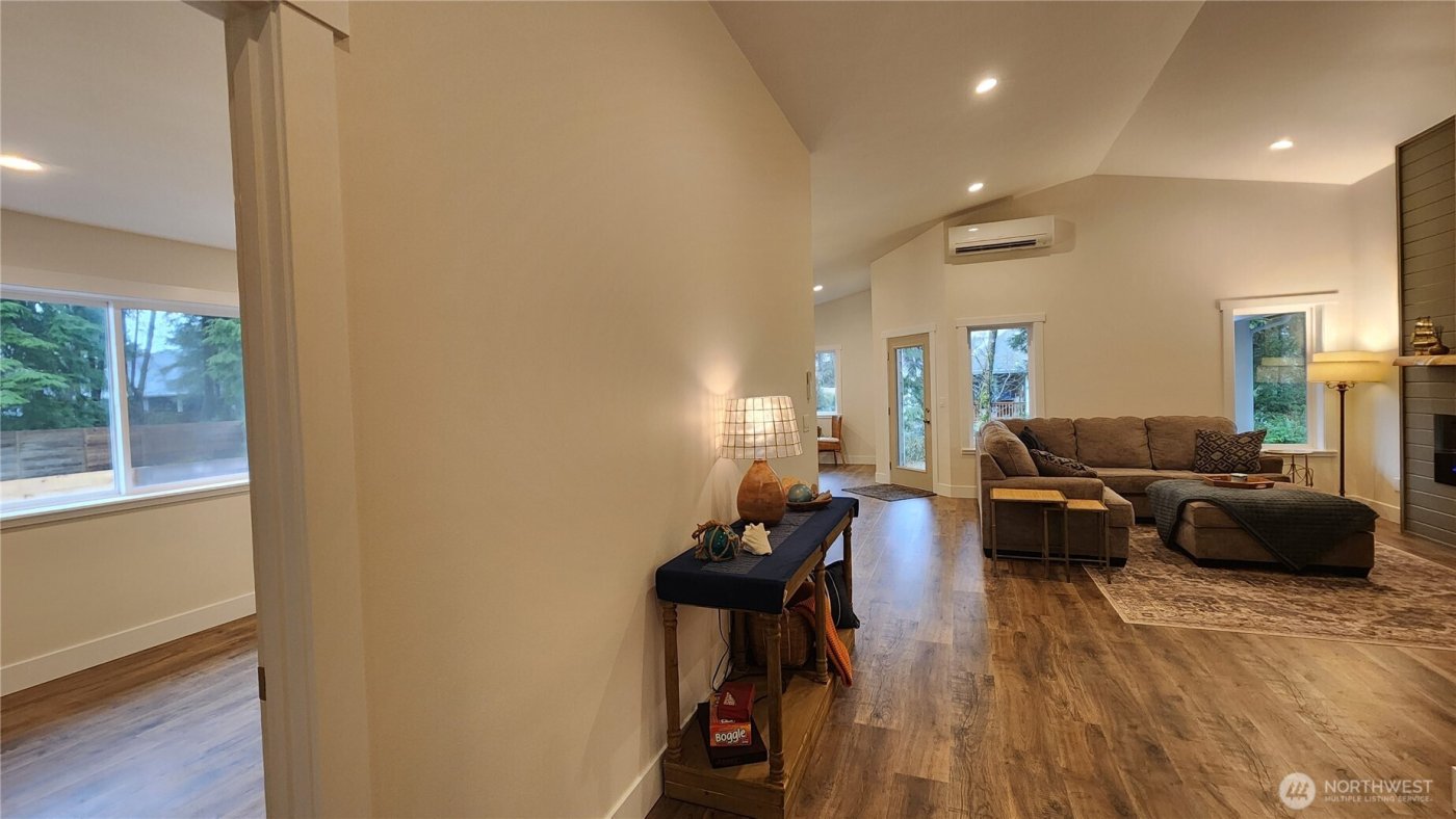 360 Lake View Loop NE, Ocean Shores, WA 98569