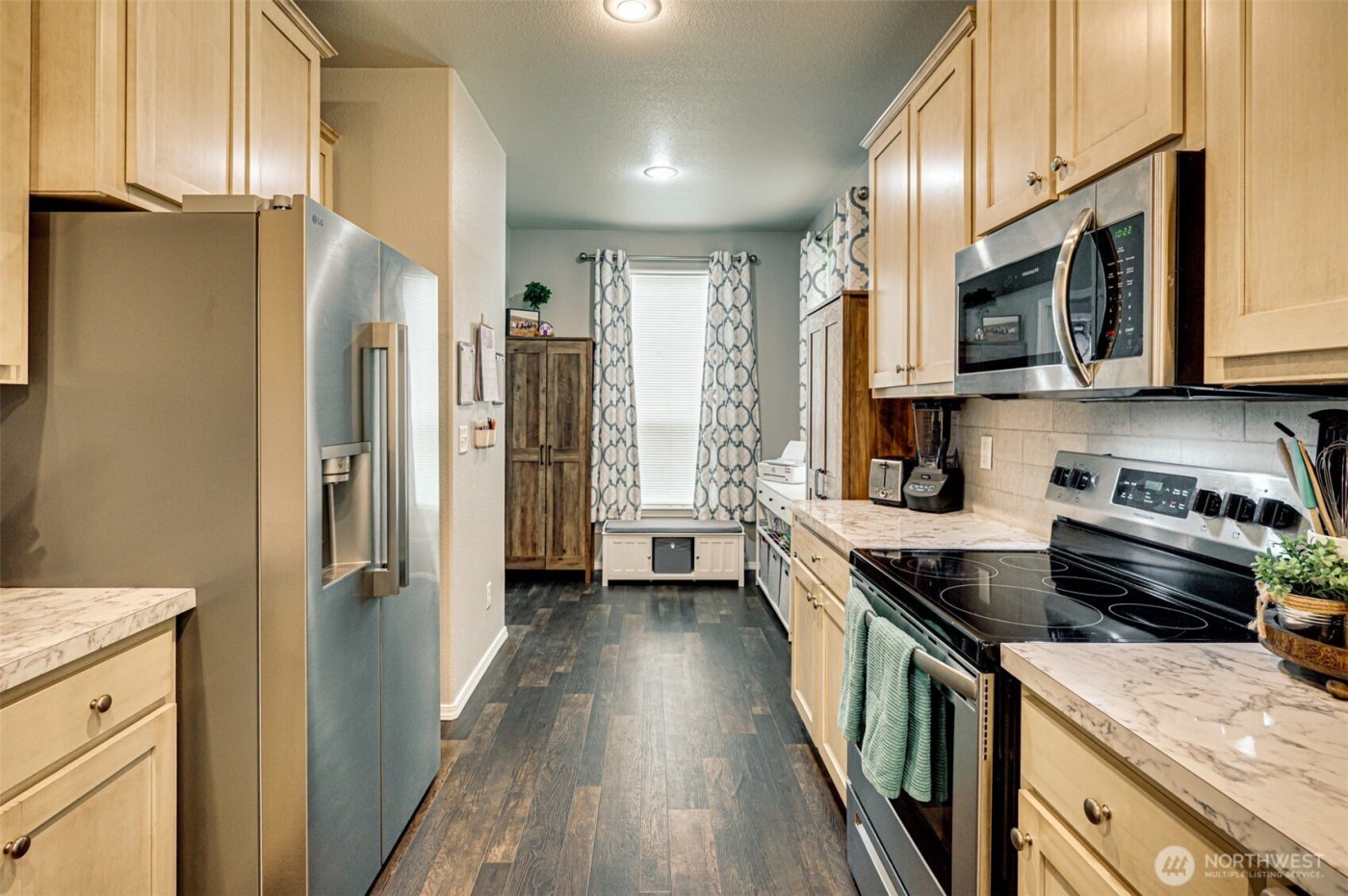 1020 Harmony Drive , Longview, WA 98632