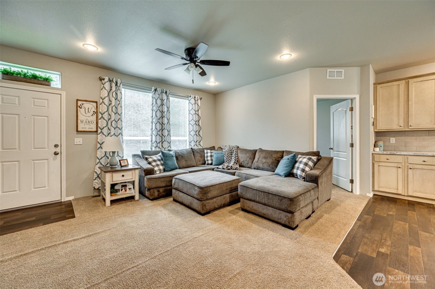 1020 Harmony Drive , Longview, WA 98632