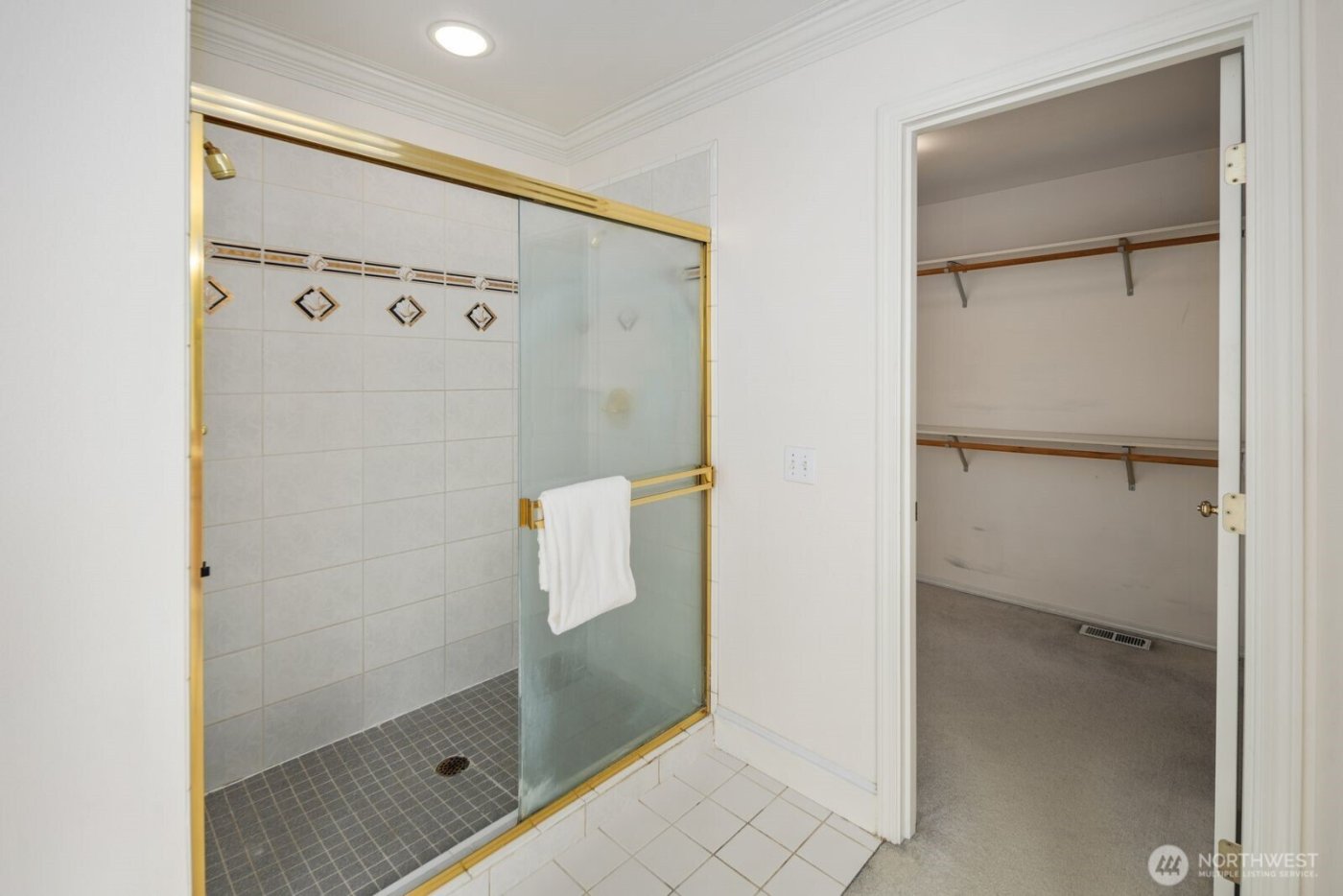 1665 204th Avenue NE, Sammamish, WA 98074