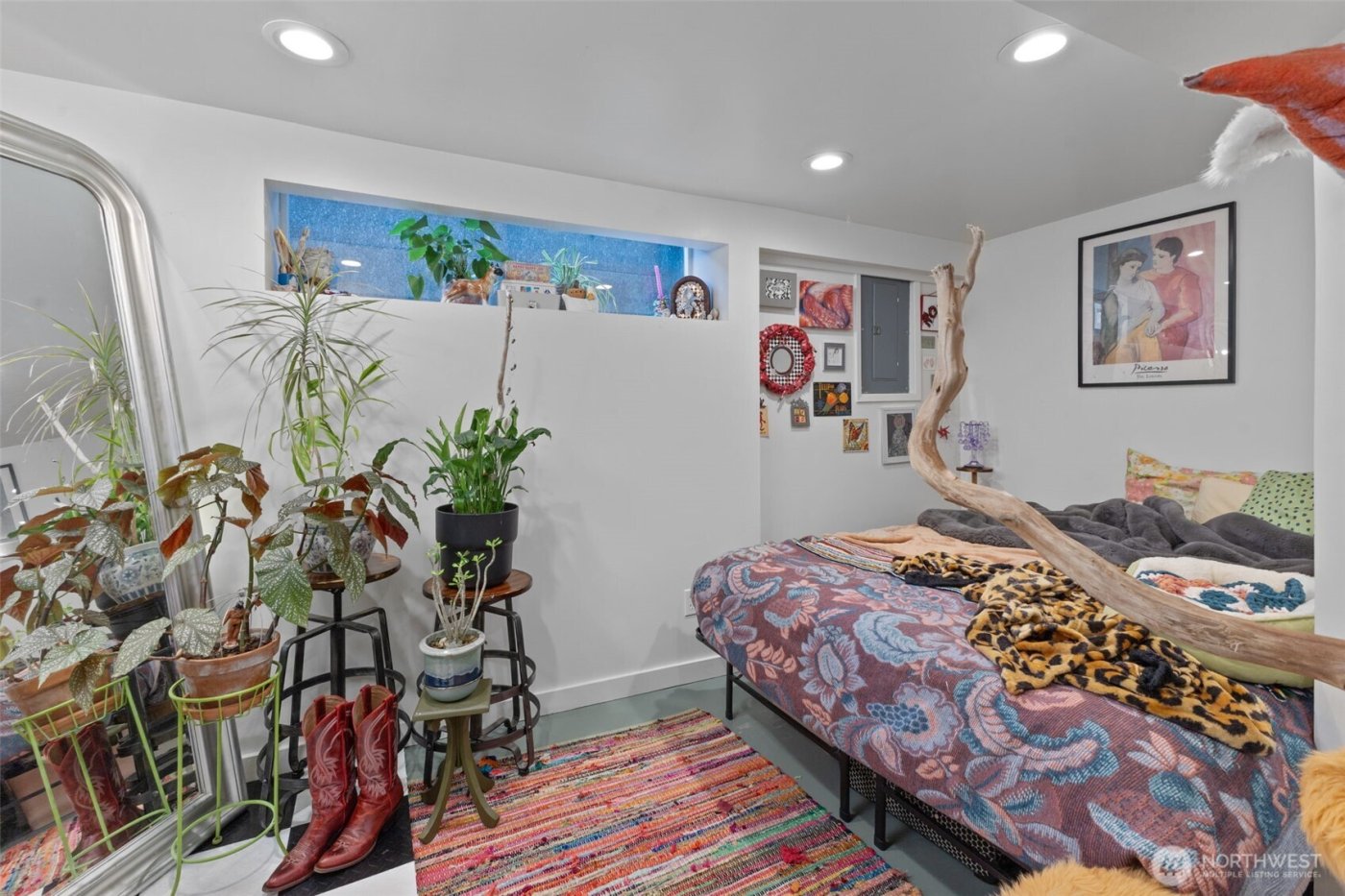 1053 S Southern Street , Seattle, WA 98108