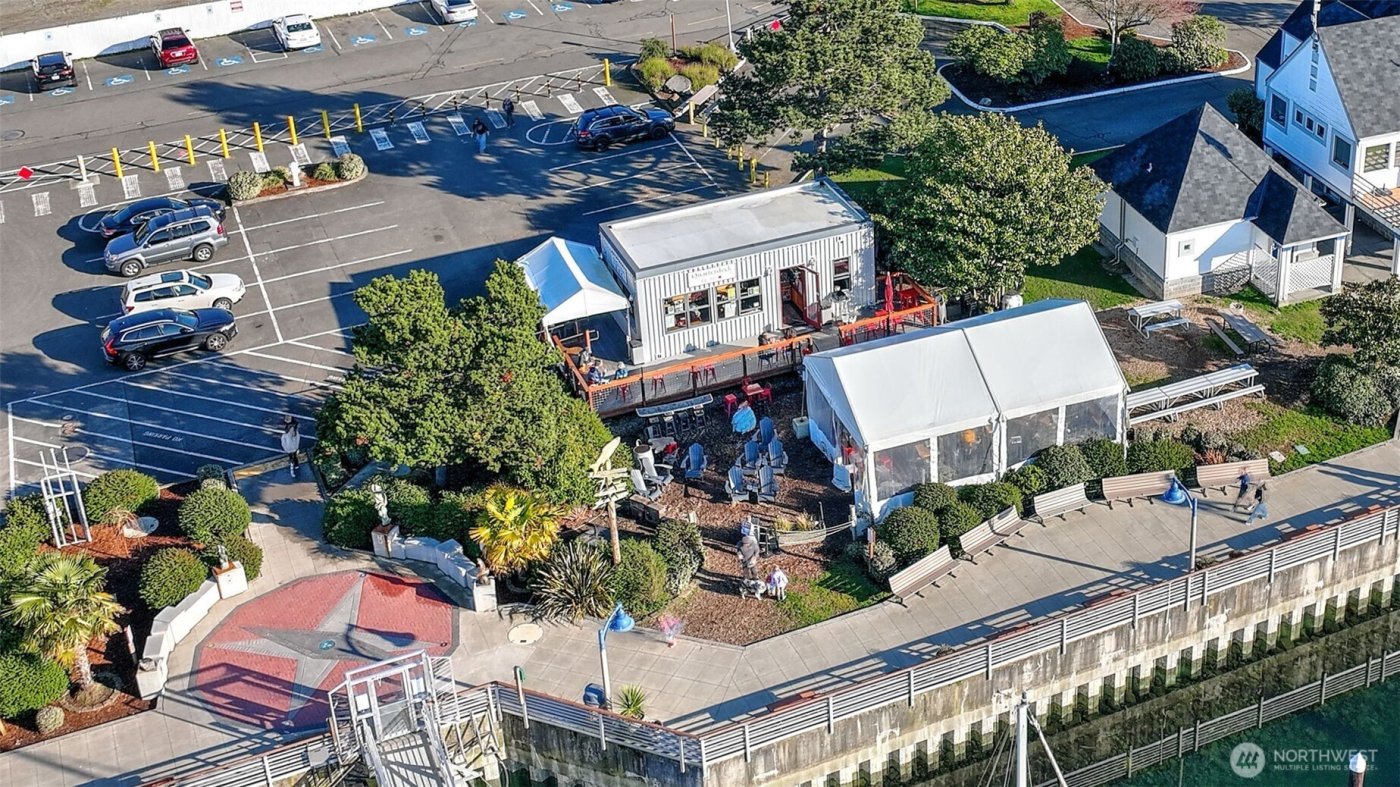 22222 Dock Avenue S #1B, Des Moines, WA 98198