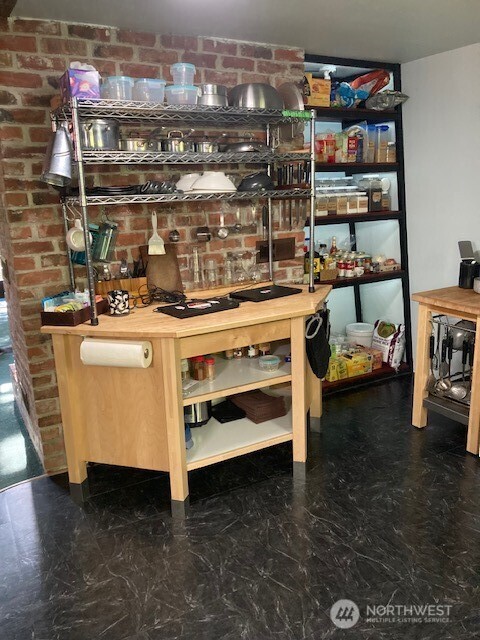 651 N Duckabush Drive W, Hoodsport, WA 98548