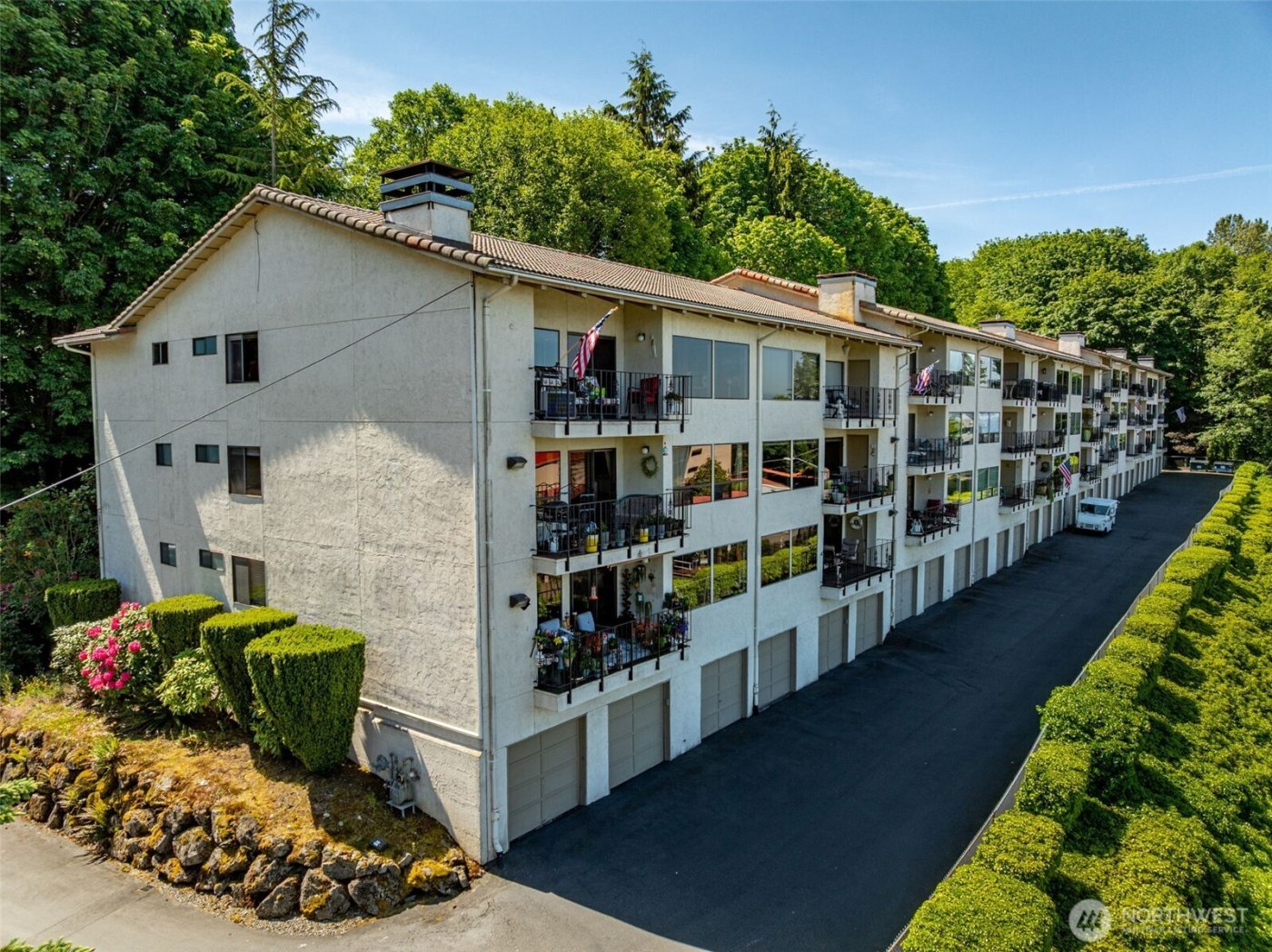 28313 Redondo Way S #102, Des Moines, WA 98198