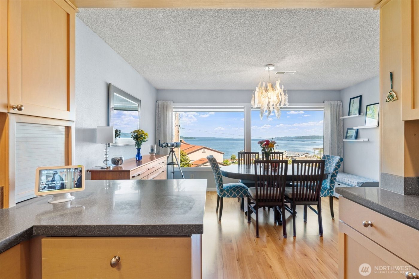 28313 Redondo Way S #102, Des Moines, WA 98198