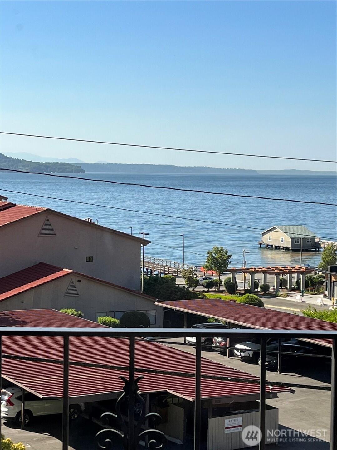 28313 Redondo Way S #102, Des Moines, WA 98198