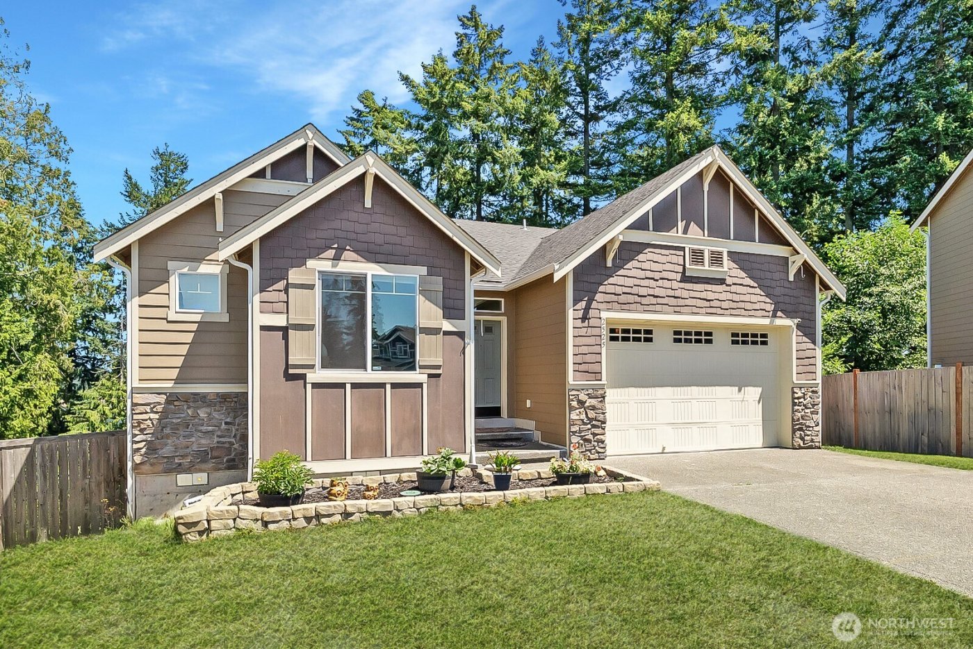 2525 189th Street Ct E, Tacoma, WA 98445