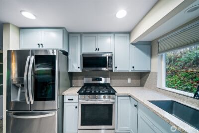 4929 Black Lake Boulevard SW, Olympia, WA 98502 - Photo 12