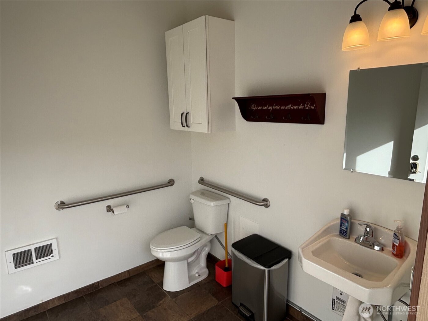 2225 Mercedes Drive #A-5, Lynden, WA 98264