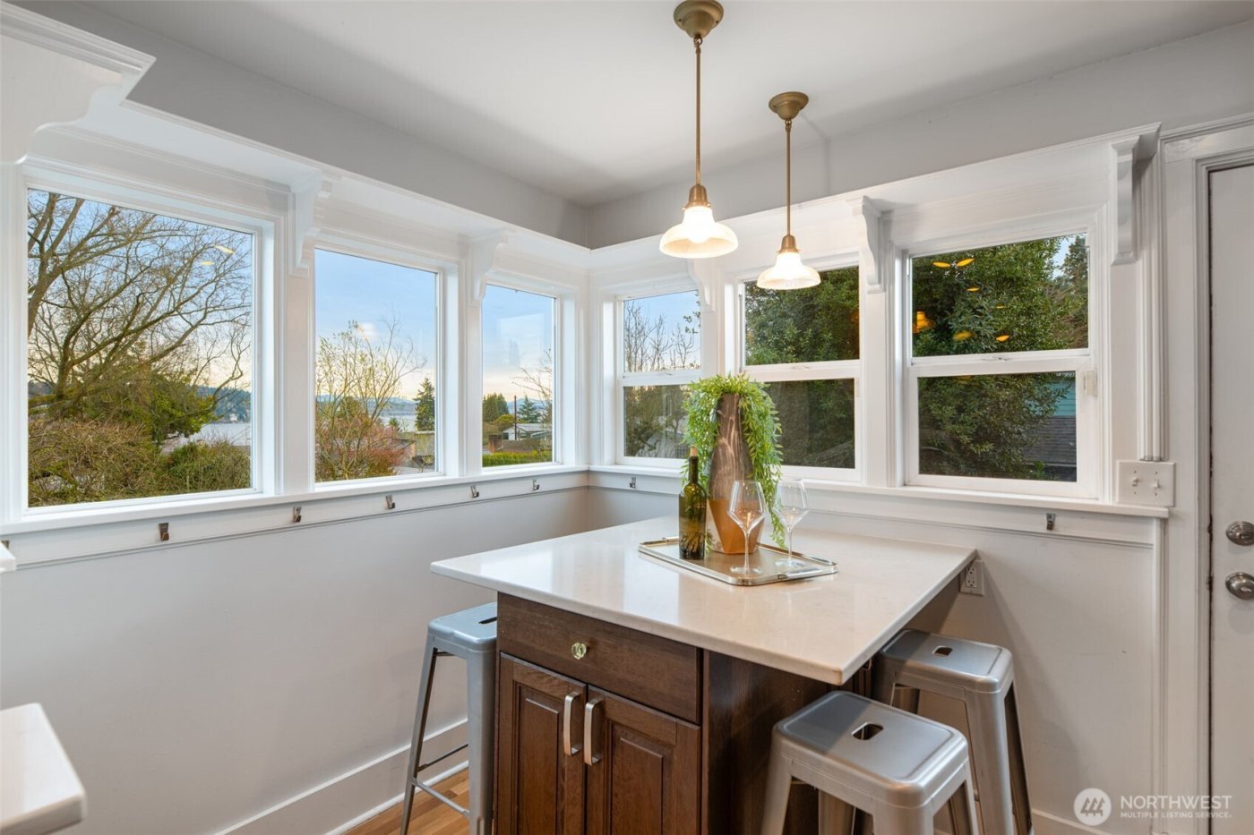 5233 S Orchard Terrace , Seattle, WA 98118