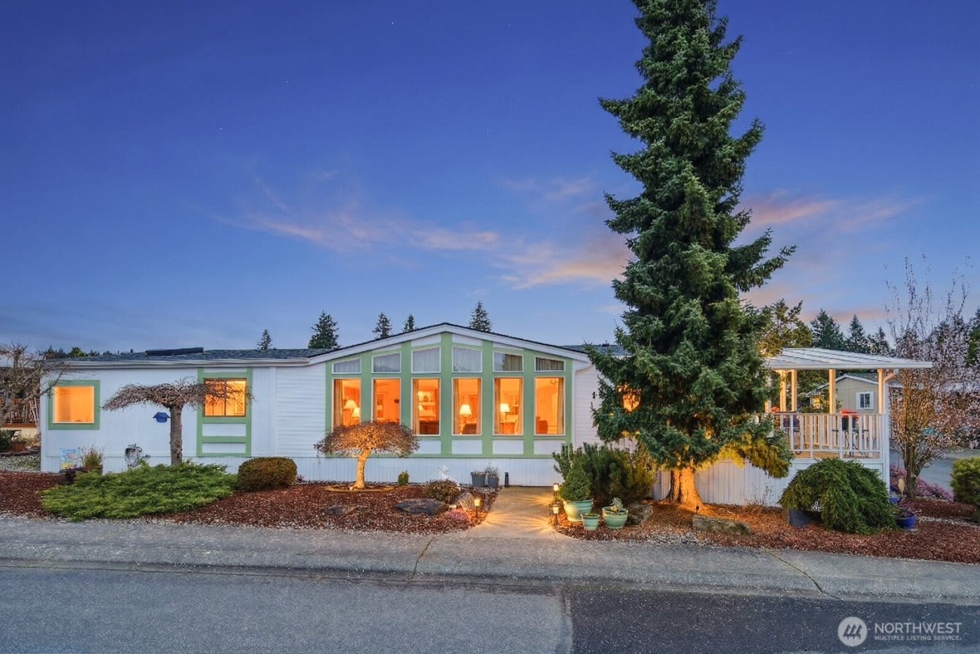 1427 100th Street SW #149, Everett, WA 98204-1107