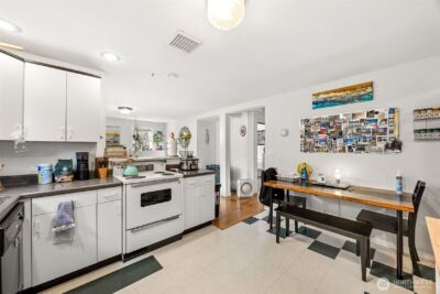 2819 NW 68th Street , Seattle, WA 98117 - Photo 32