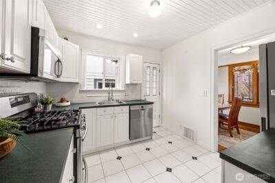 2819 NW 68th Street , Seattle, WA 98117 - Photo 9