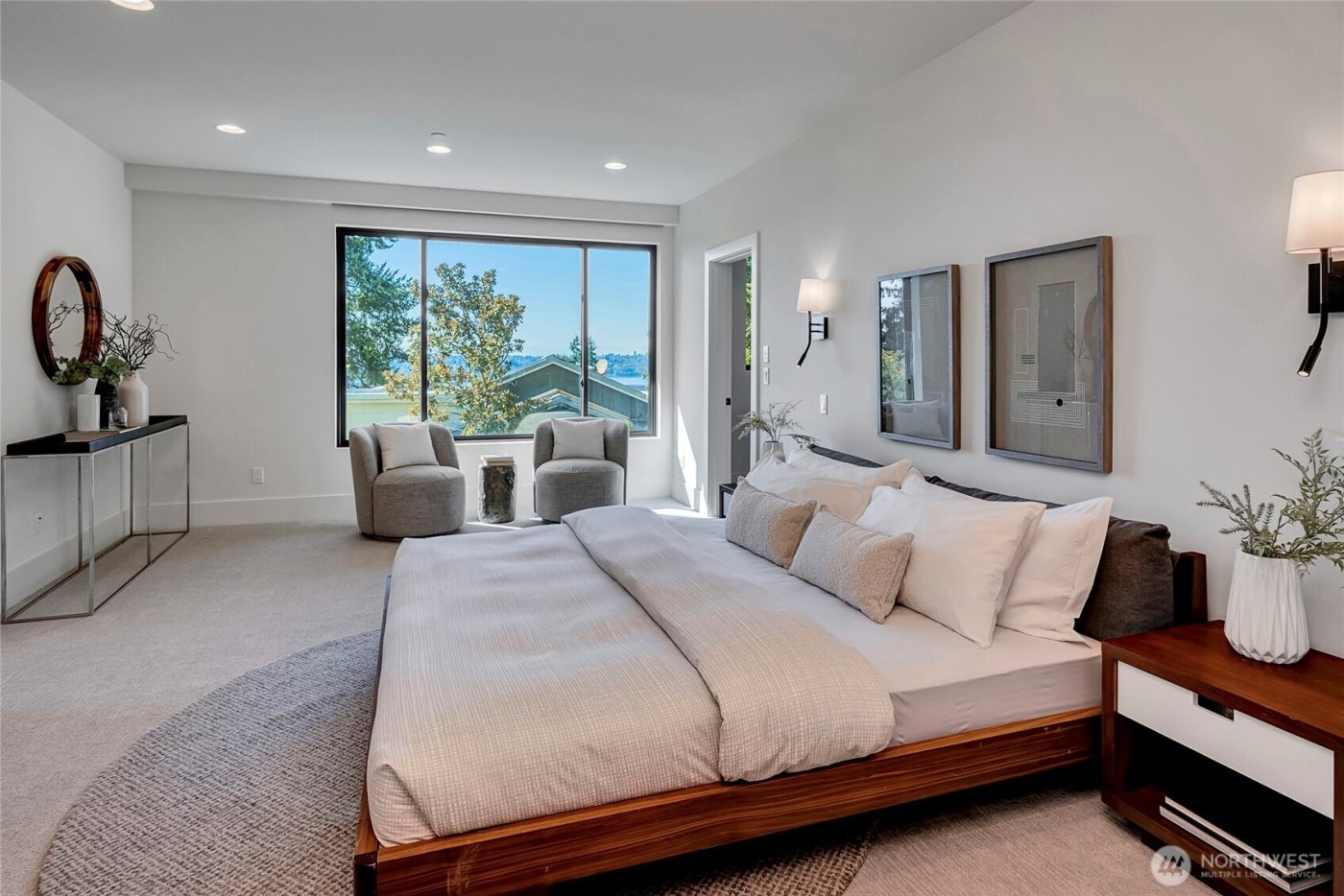 6950 SE Maker Street , Mercer Island, WA 98040