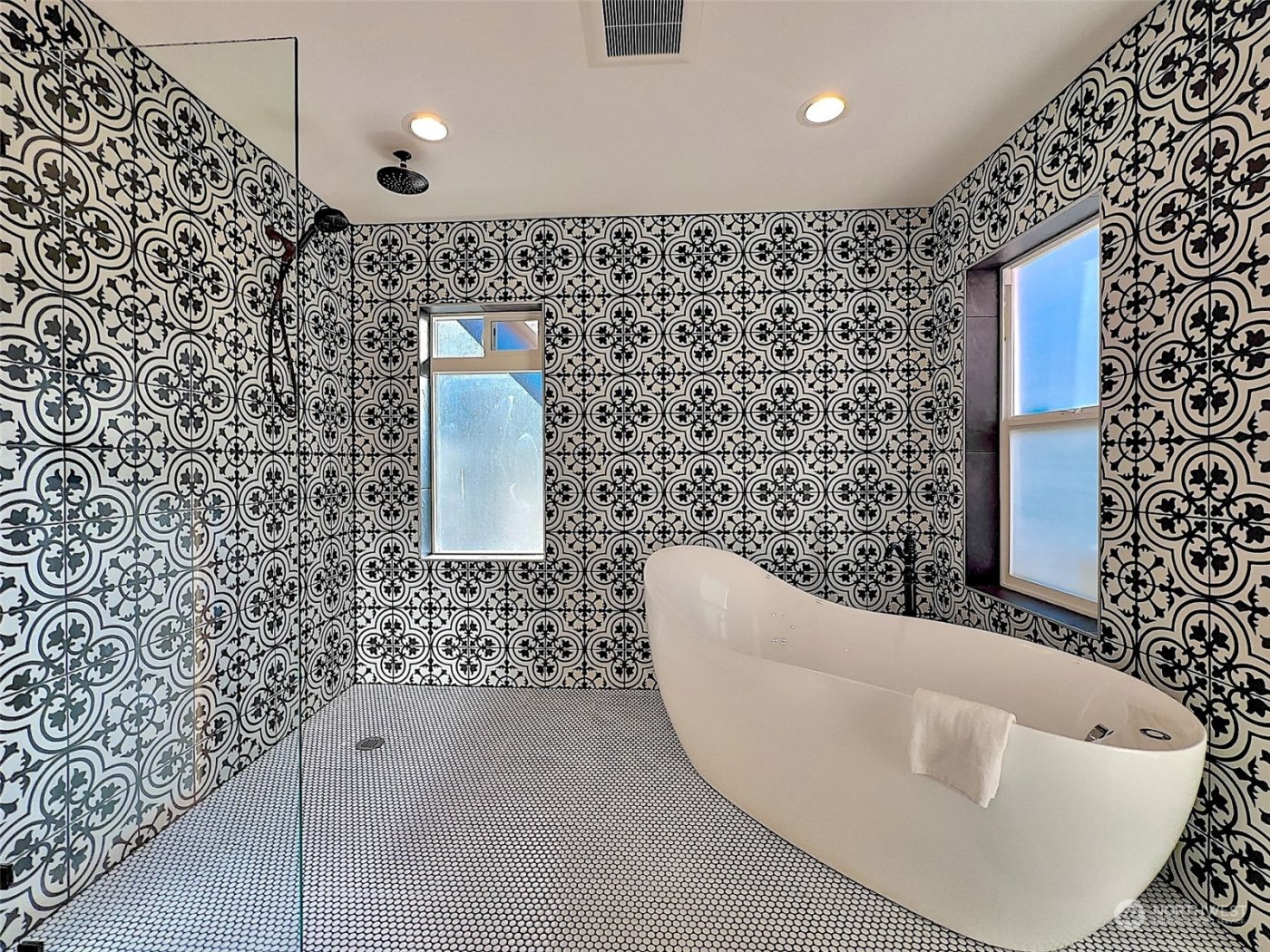 19668 SR 207 , Leavenworth, WA 98826