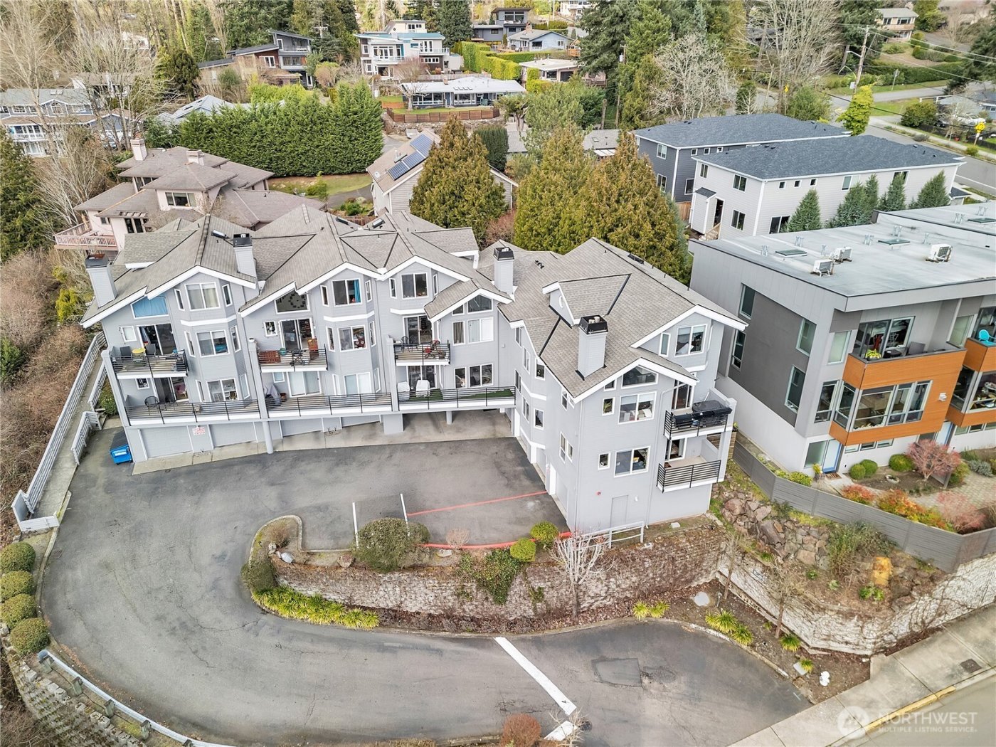 6100 NE 181st Street #4, Kenmore, WA 98028