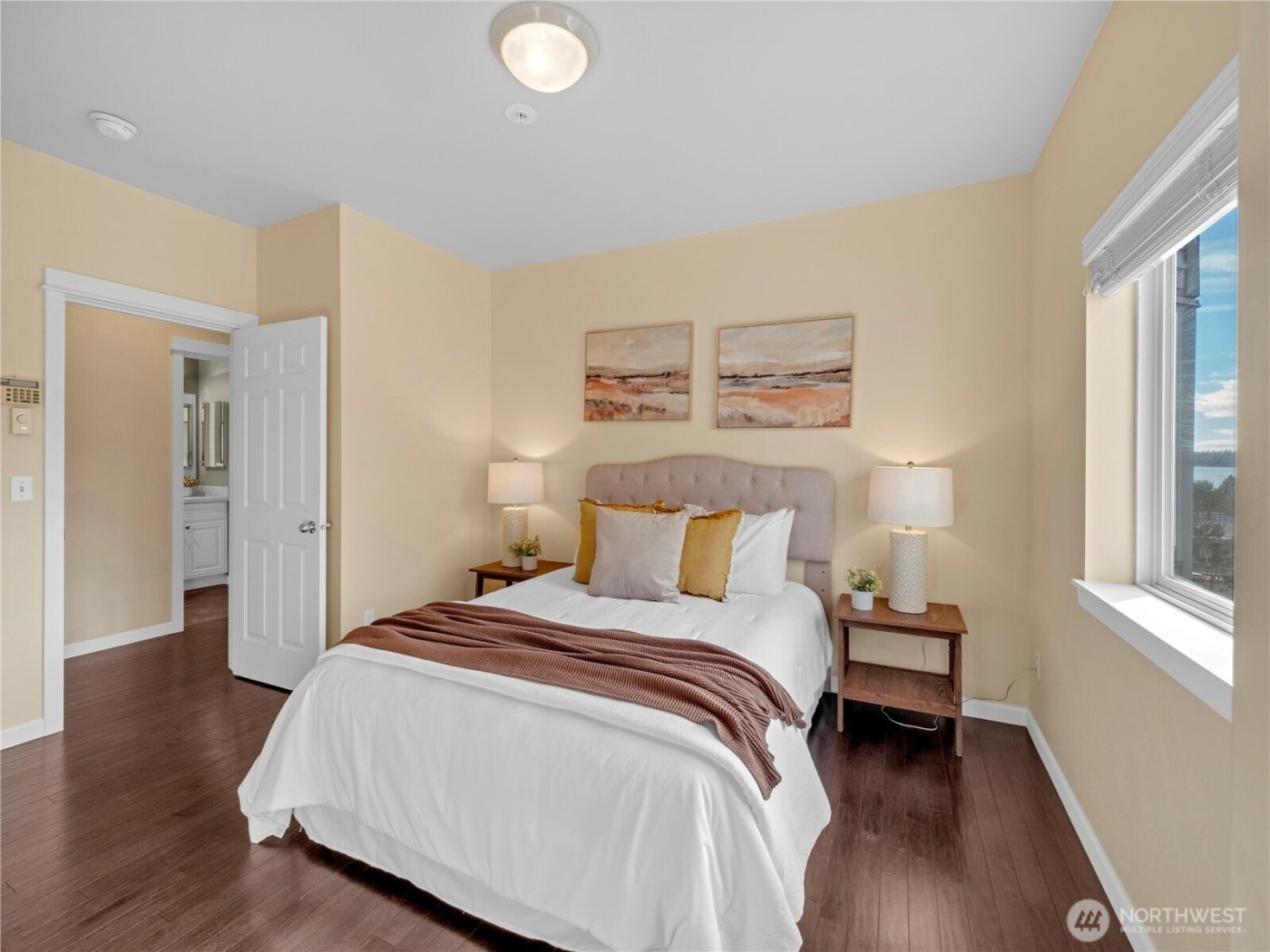 6100 NE 181st Street #4, Kenmore, WA 98028