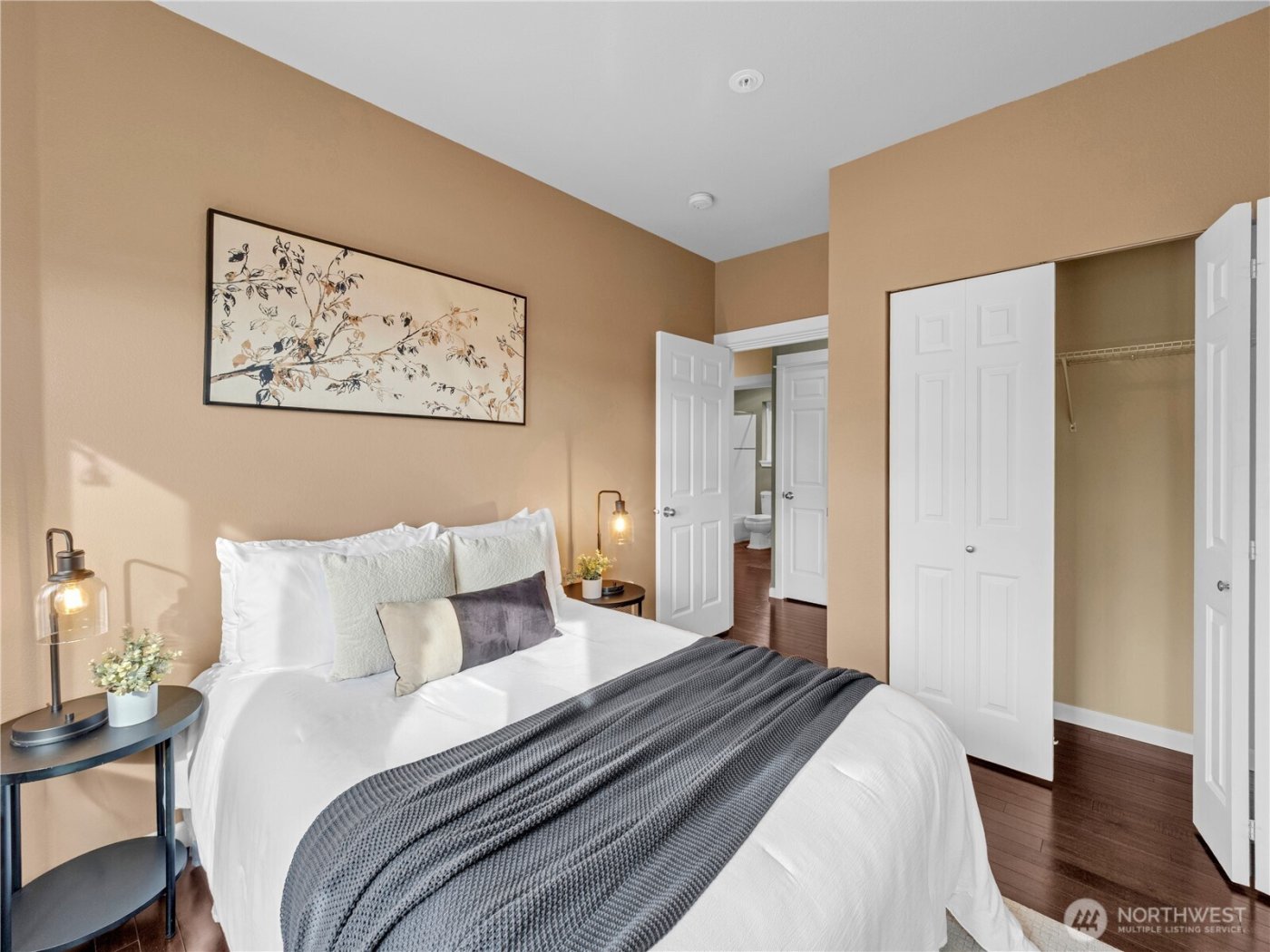 6100 NE 181st Street #4, Kenmore, WA 98028