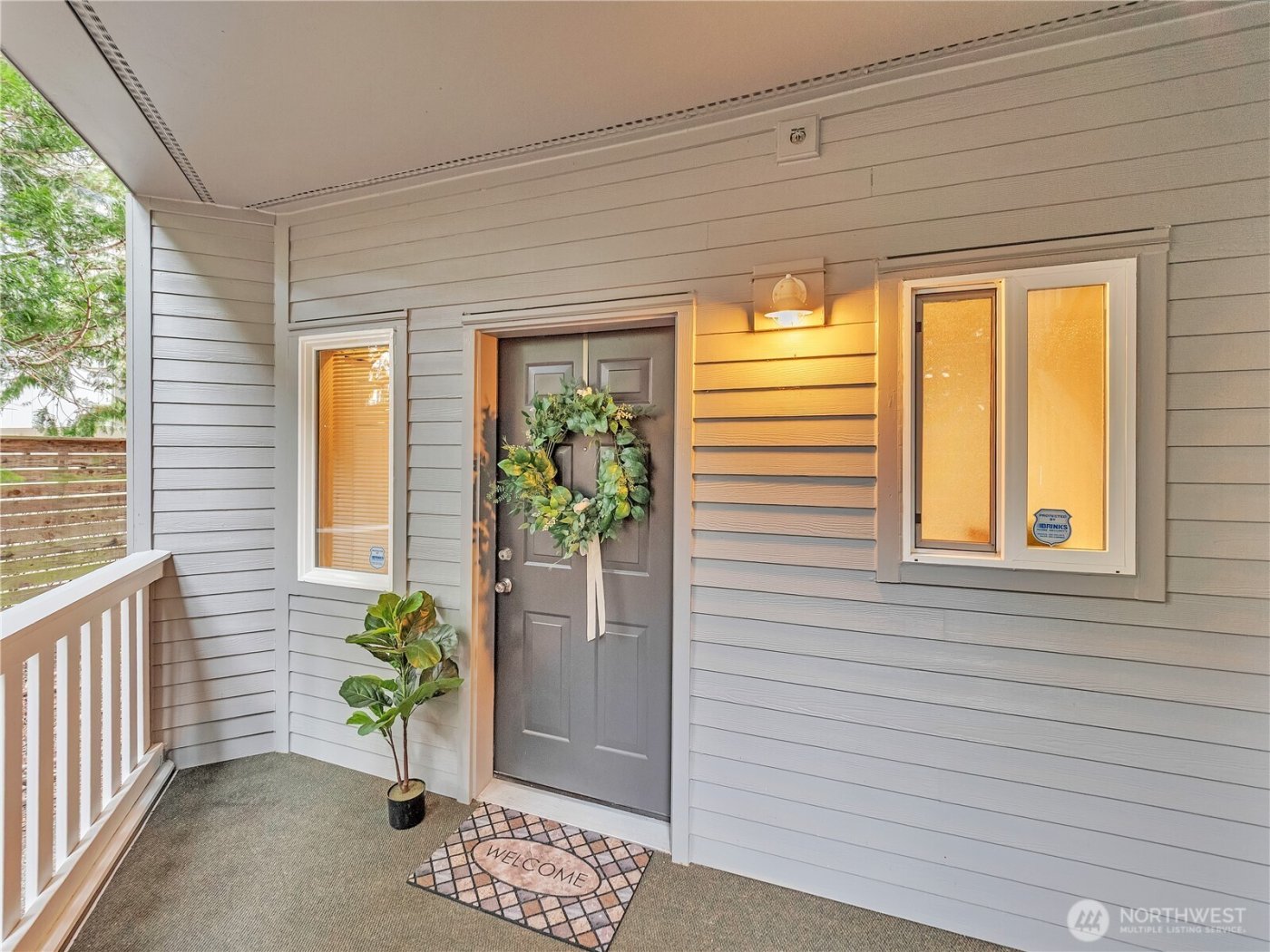 6100 NE 181st Street #4, Kenmore, WA 98028