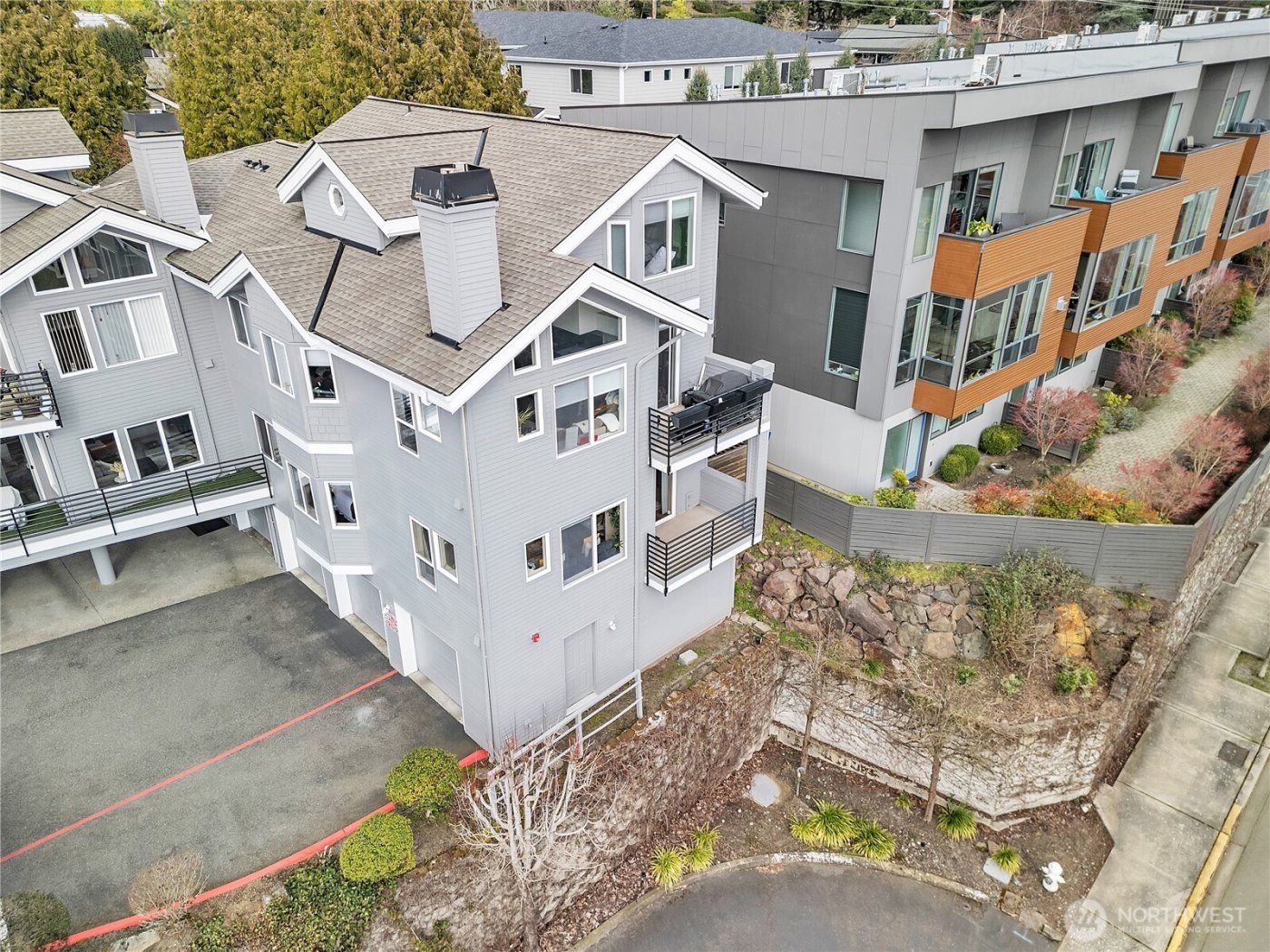 6100 NE 181st Street #4, Kenmore, WA 98028