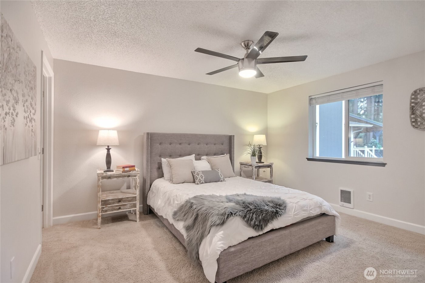 19206 54th Street E, Lake Tapps, WA 98391