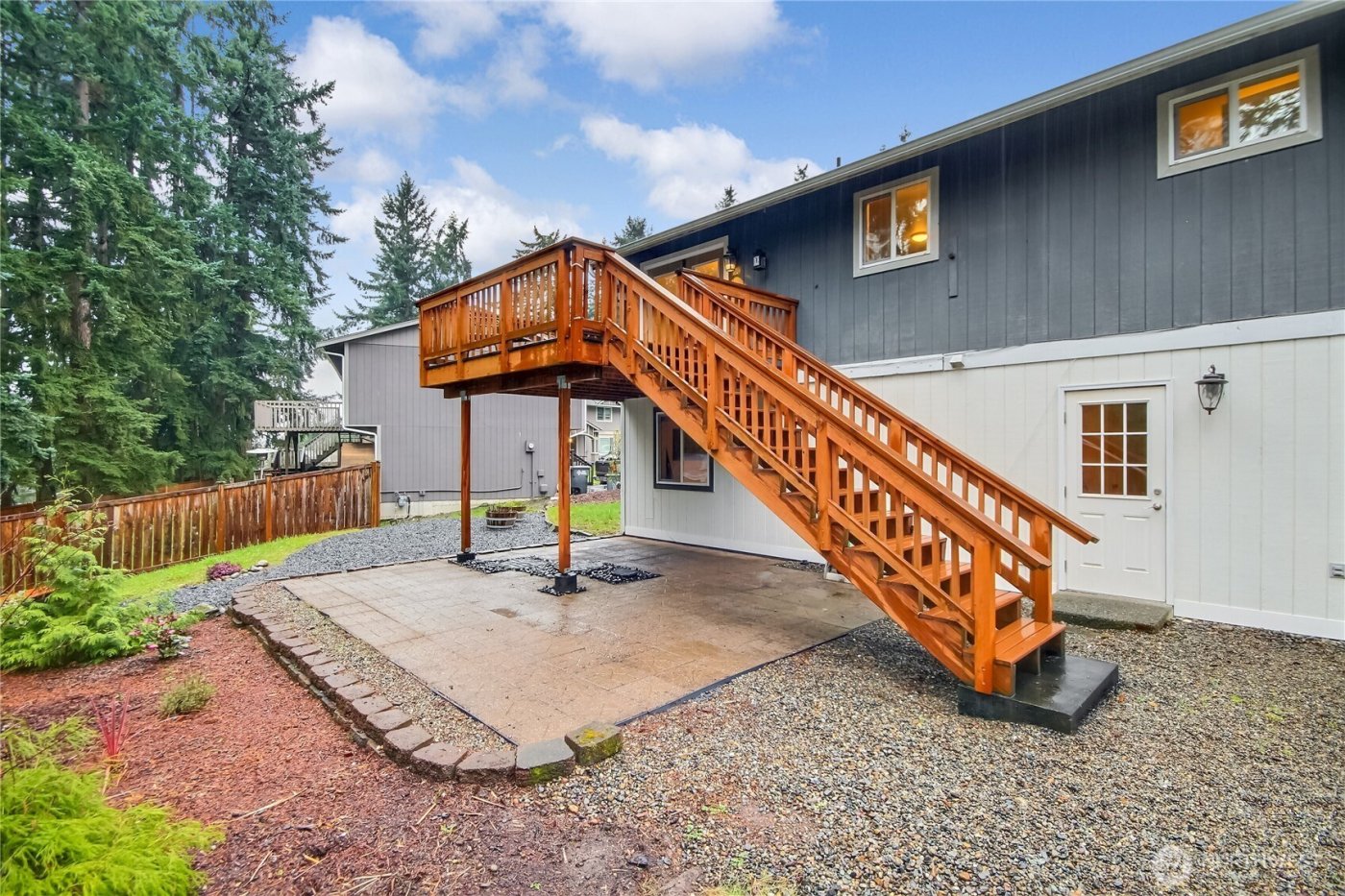 19206 54th Street E, Lake Tapps, WA 98391